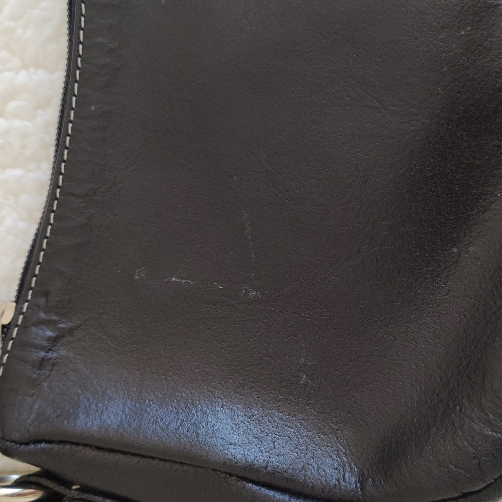 Wilson's Leather Maxima Black Leather Purse/Bag - Picture 7 of 12